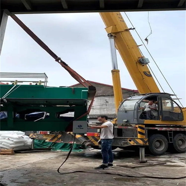 道孚大吨位吊车租赁应急保障方案|化解突发吊装需求难题